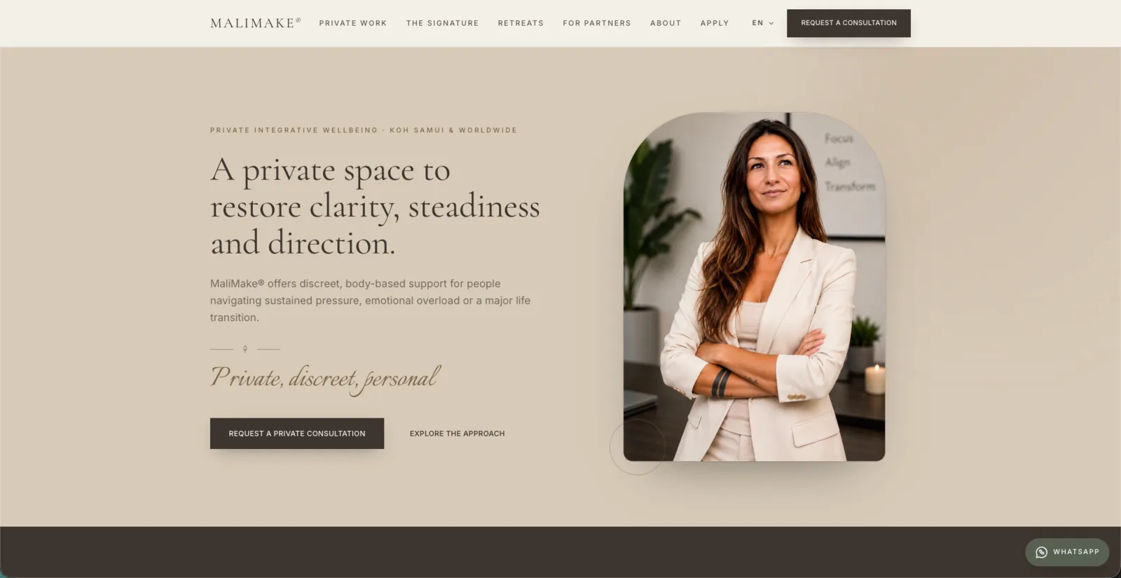 The home page in English, with the brand mark, a six item navigation, a language control reading EN, a headline and a call to action.
